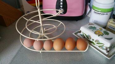 Unsere ersten eier auf unserem eierkocher! ich liebe es! x