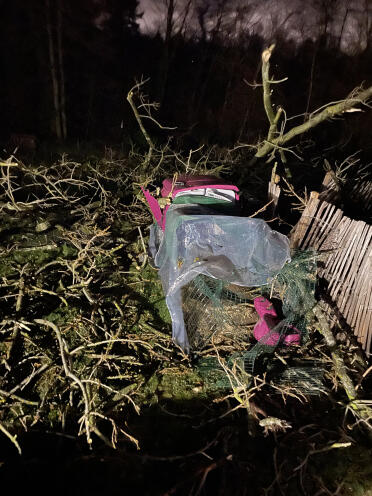 Eglu Cubeheftiger sturm in belgien, aber meine 5 damen überlebten dank der fantastischen robusten . von wendy